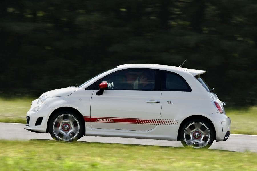  Abarth 500 2008 года  (WW) (фото 26 из 51)